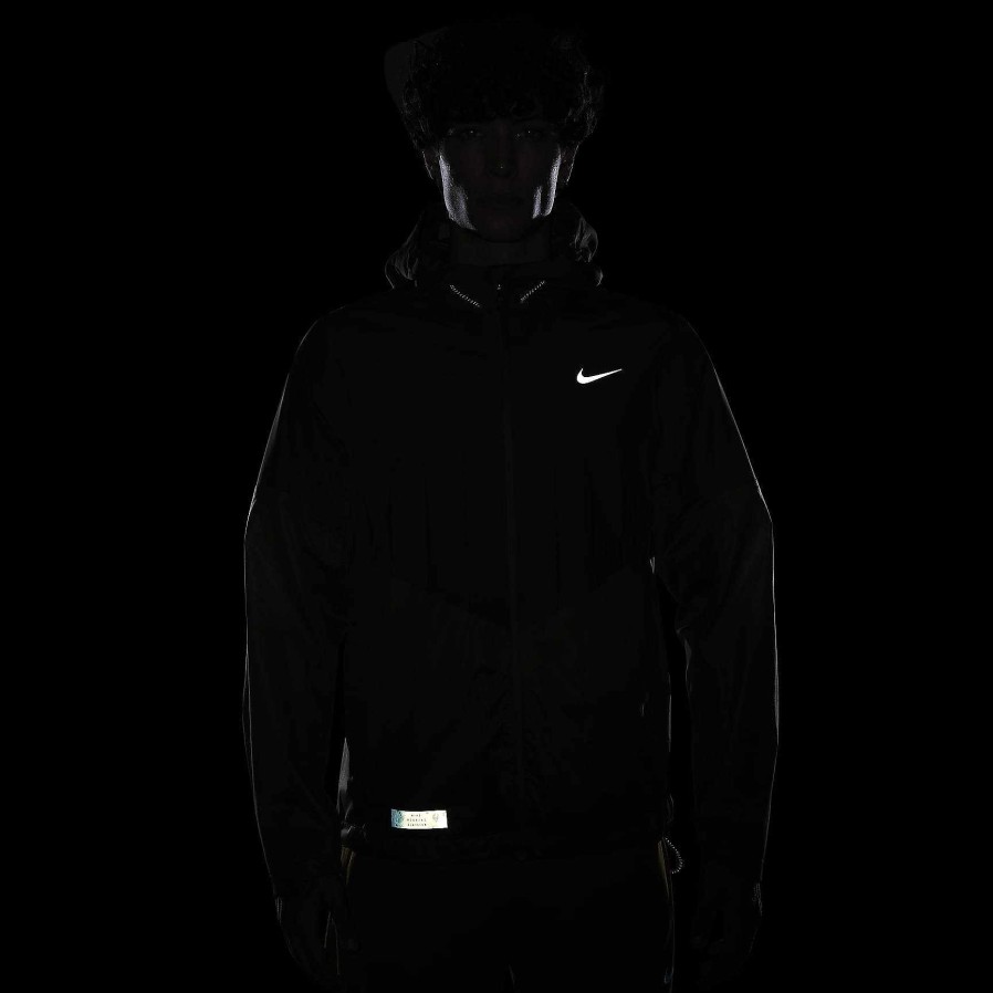 Men Nike Outerwear & Jackets | Nike Running Division Aerogami