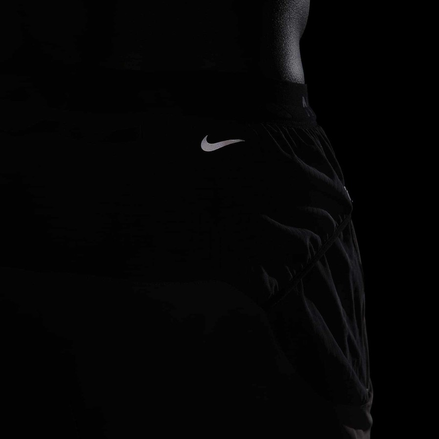 Men Nike Shorts | Nike Trail Second Sunrise