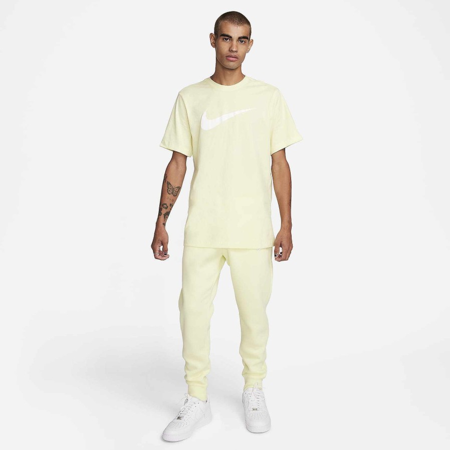 Men Nike Tops & T-Shirts | Nike Sportswear Swoosh