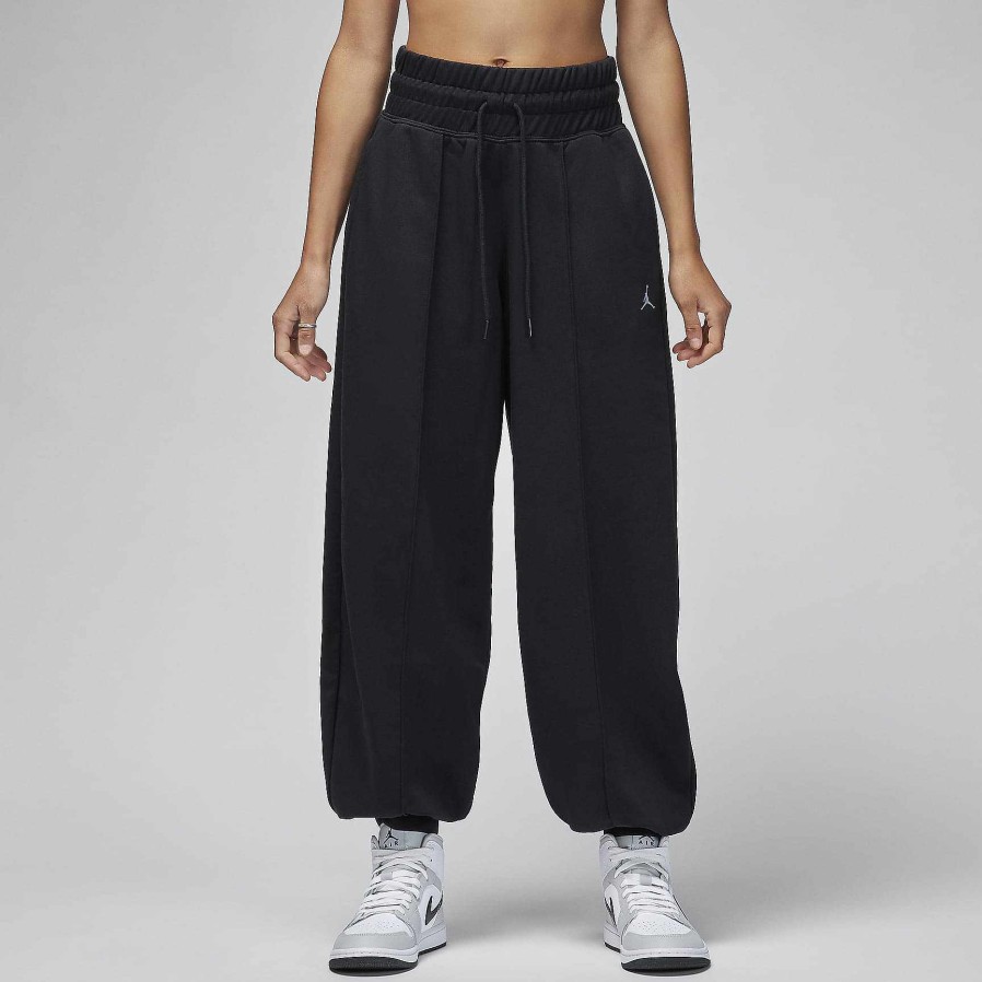 Women Nike Cyber Monday Clothing | Jordan Sport