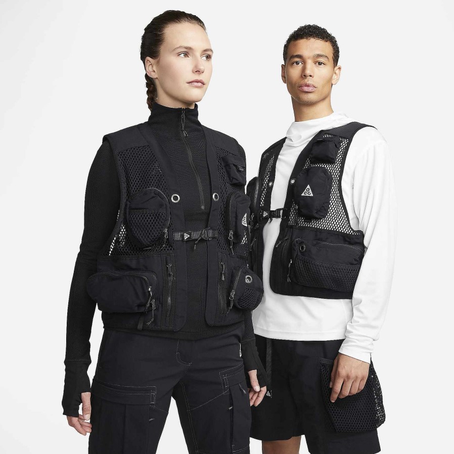 Men Nike Outerwear & Jackets | Nike Acg