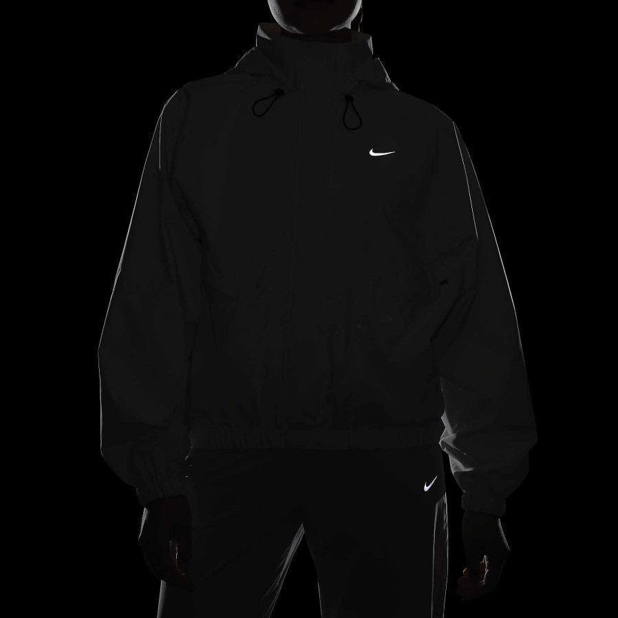 Women Nike Outerwear & Jackets | Nike Storm-Fit Swift