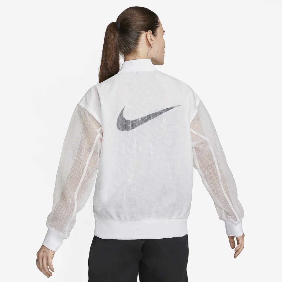 Women Nike Outerwear & Jackets | Nike Sportswear Essentials