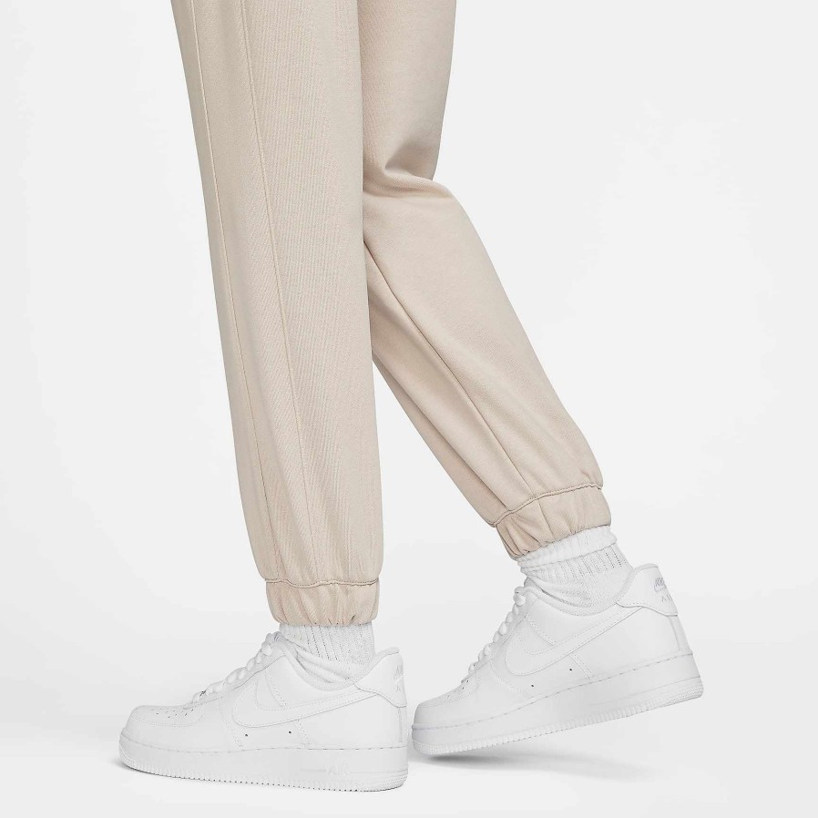 Women Nike Pants | U.S. Standard Issue