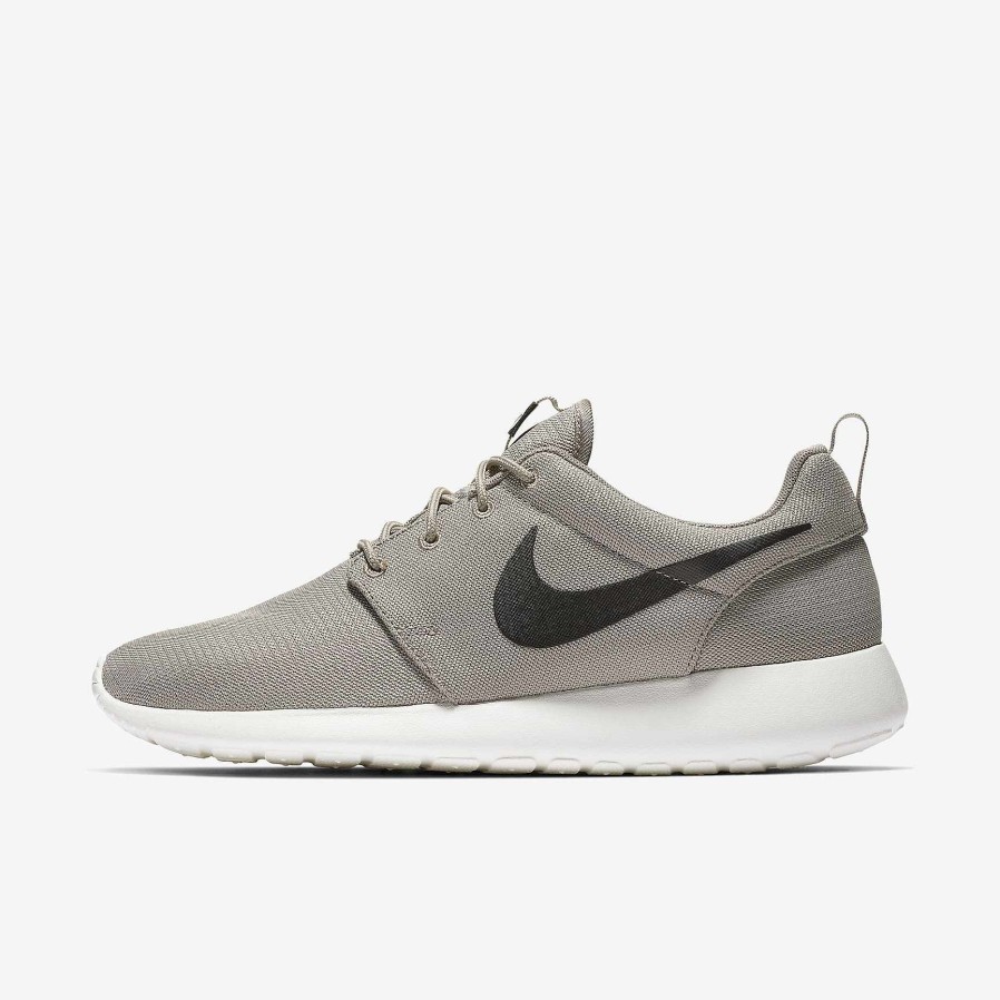 Men Nike Cyber Monday Shoes | Nike Roshe One