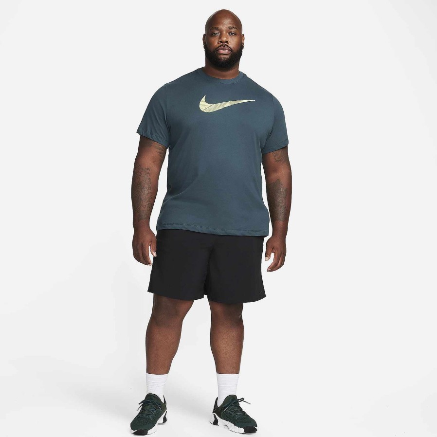 Men Nike Tops & T-Shirts | Nike Dri-Fit