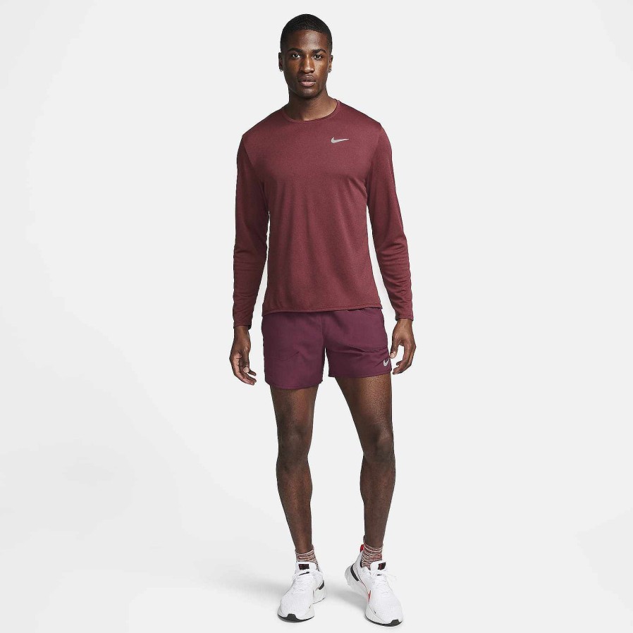 Men Nike Tops & T-Shirts | Nike Miler