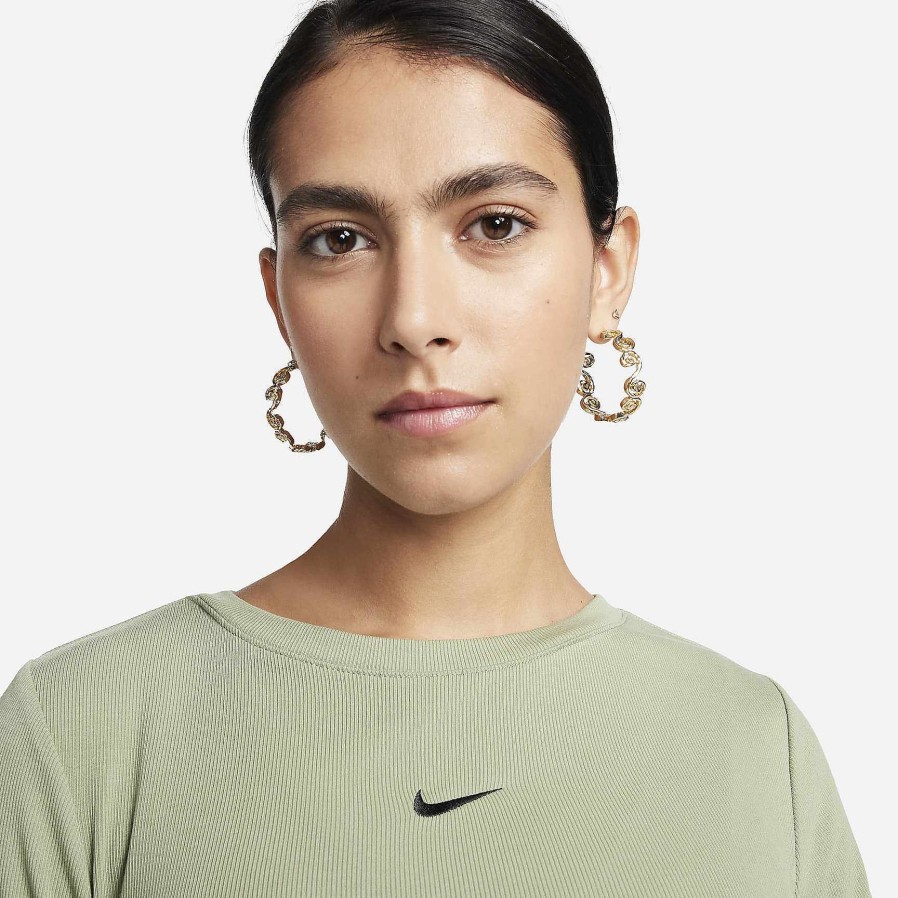 Women Nike Tops & T-Shirts | Nike Sportswear Essential