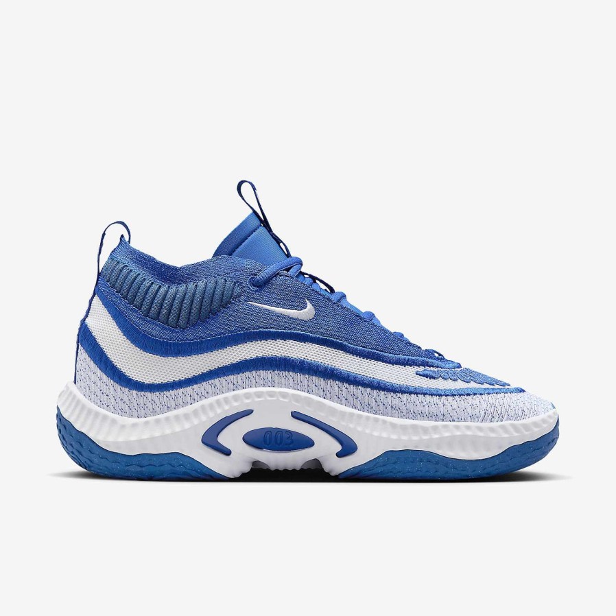 Men Nike Cyber Monday Shoes | Cosmic Unity 3 (Team)