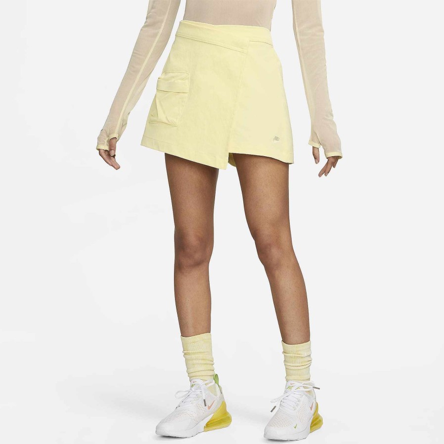 Women Nike Shorts | Nike Sportswear Tech Pack