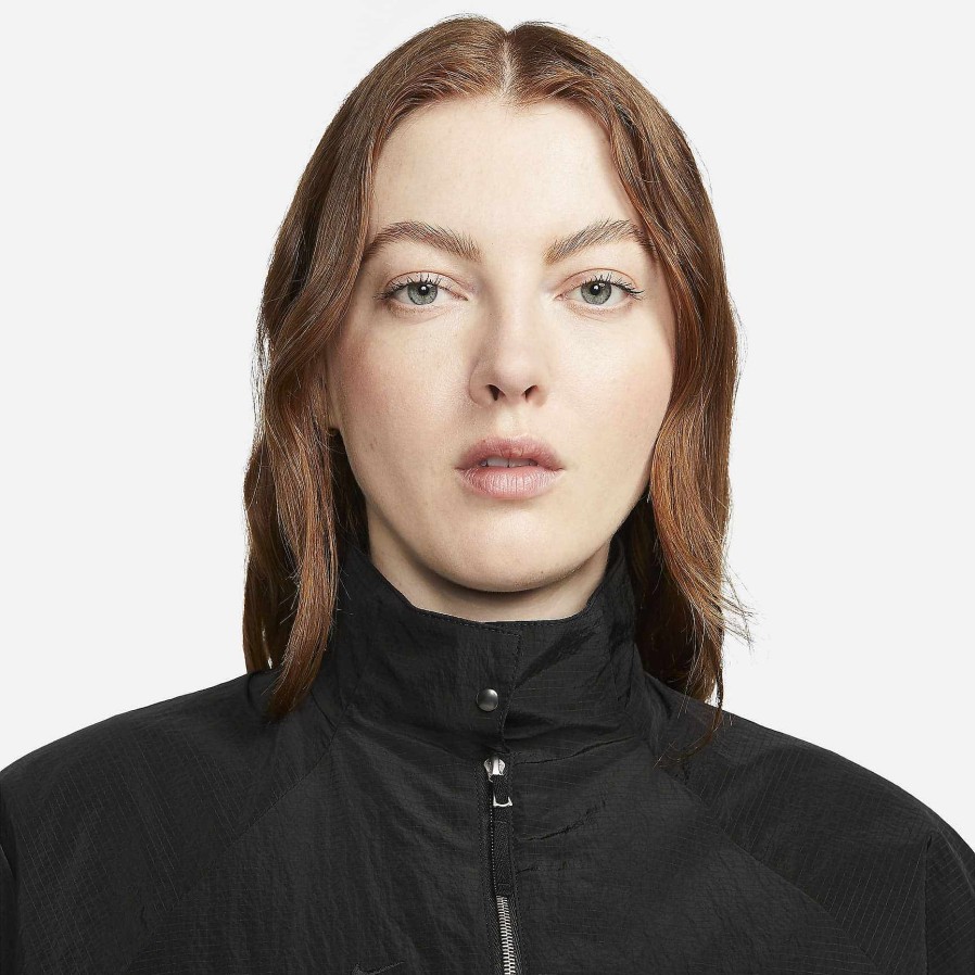 Women Nike Outerwear & Jackets | Nike Esc