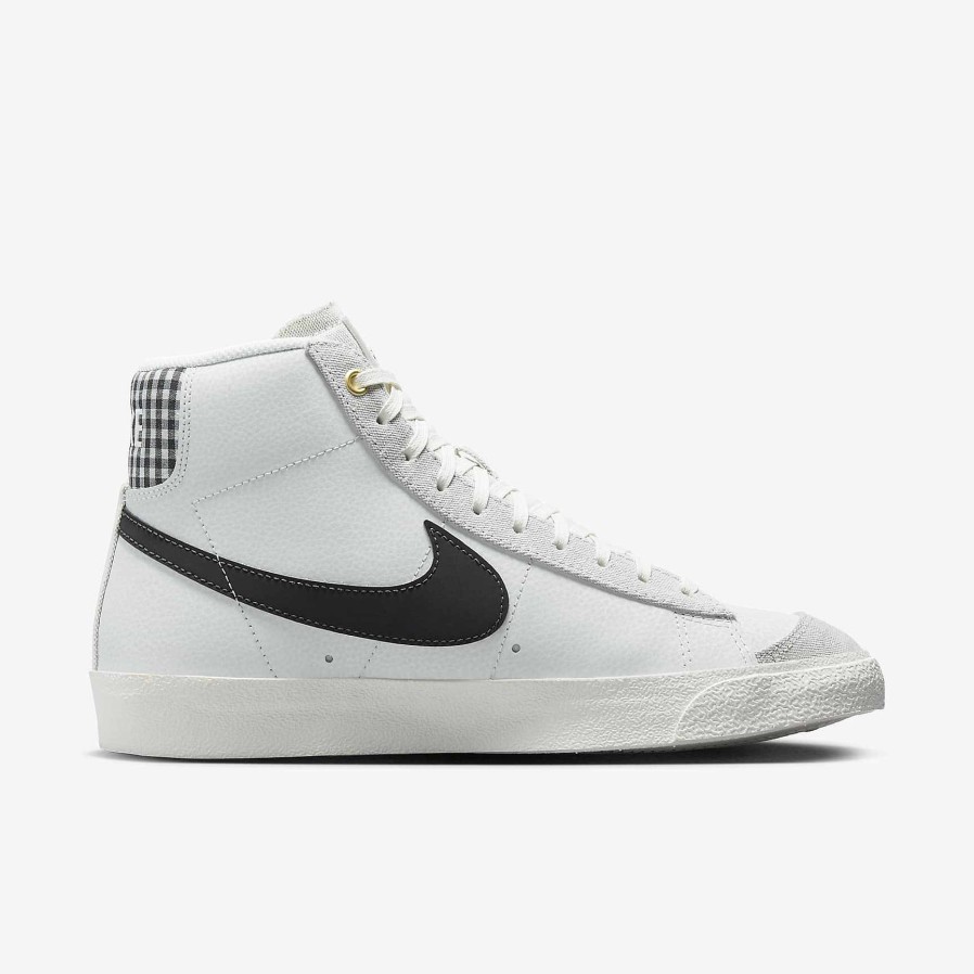 Men Nike Dunks & Blazers | Nike Blazer Mid '77 Vintage Photon Dust/Sail/Safety Orange/Dark Smoke Grey