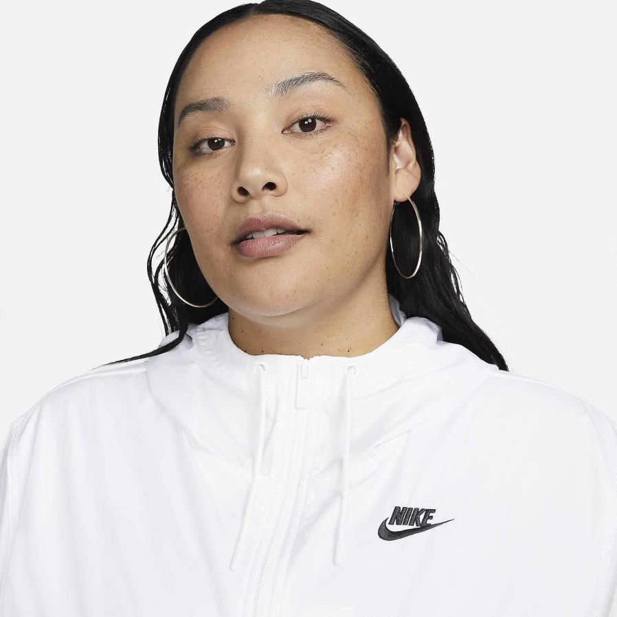 Women Nike Outerwear & Jackets | Nike Sportswear Essential Repel