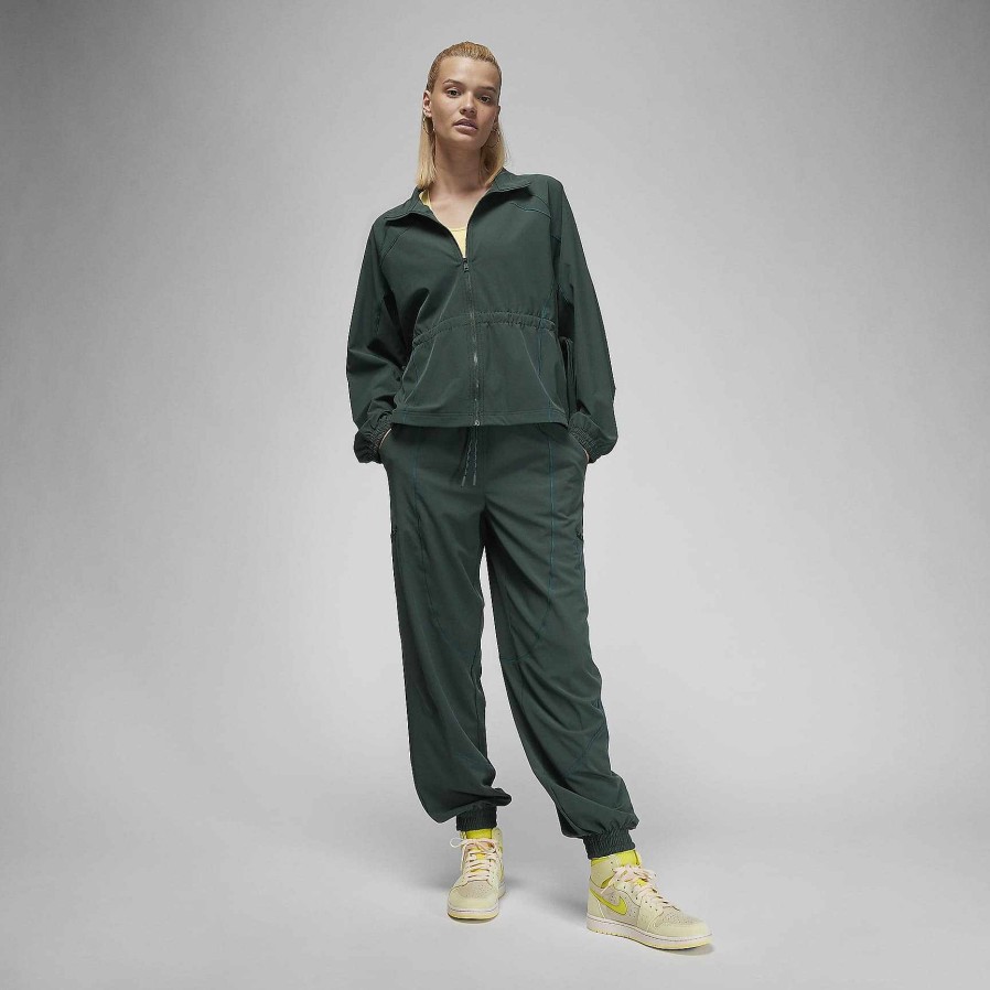 Women Nike Outerwear & Jackets | Jordan Sport