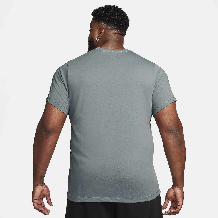 Men Nike Tops & T-Shirts | Nike Dri-Fit