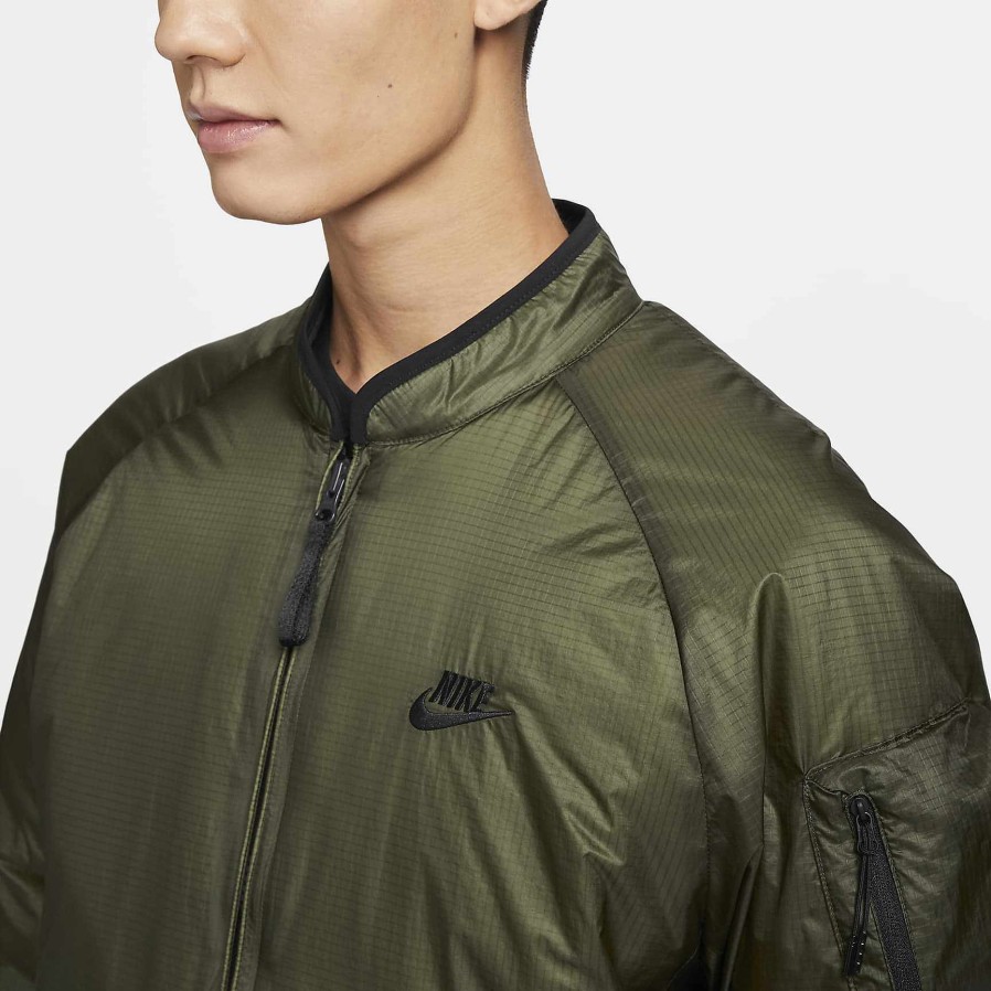 Men Nike Outerwear & Jackets | Nike Sportswear Tech