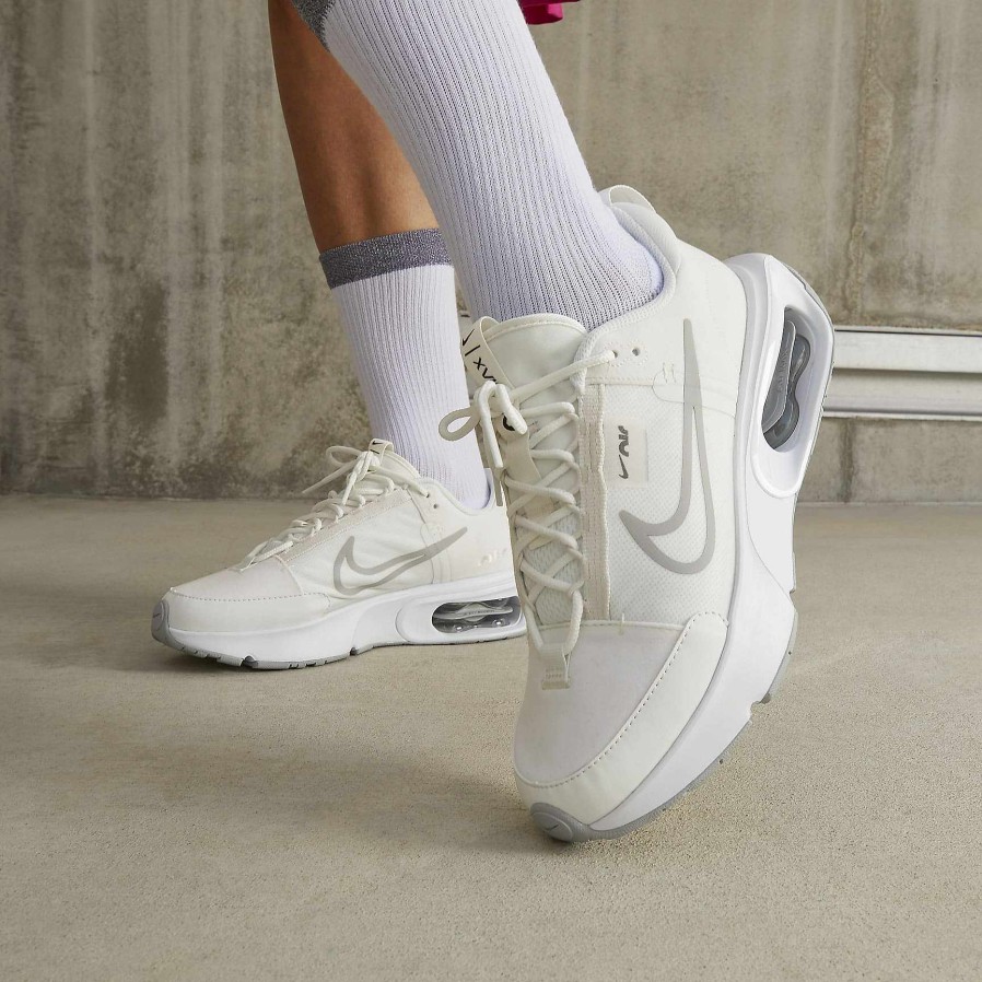 Women Nike Cyber Monday Shoes | Nike Air Max Intrlk